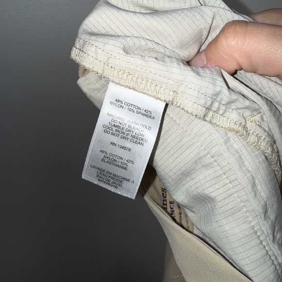 VINEYARD VINES Boys 16 Light Khaki Full Length Flat Front Performance Pants OO20 - Picture 2 of 6